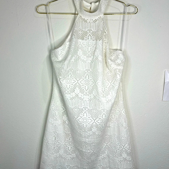 Walter Baker Elegant Crochet Lace Halter Dress Chic Sleeveless Timeless Size XL - Picture 6 of 7